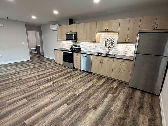 2nd image of 1111 11th Ave N #1