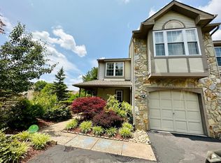 1 Birch Ct #1, Newtown, PA 18940