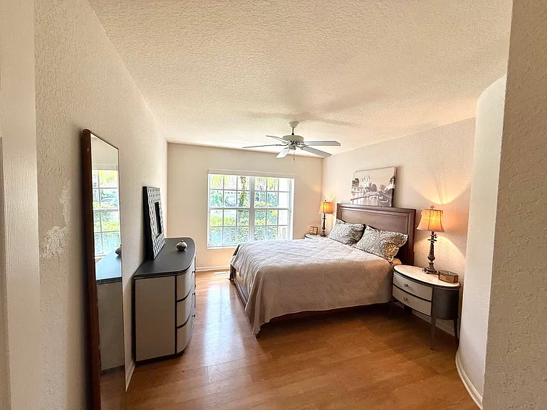 9392 Cascade Ct — Photo 37