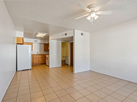 80-web-or-mls-Interior Done-59_11072024