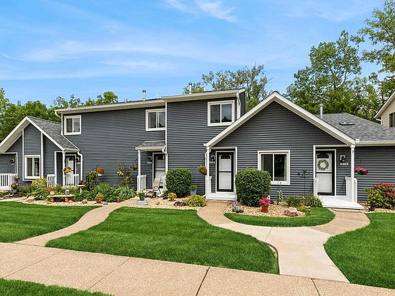2nd image of 3563 N Willow Ct