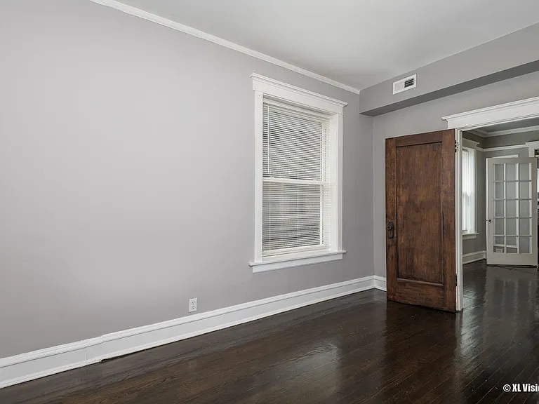 635 E 50th Pl #2 — Photo 7