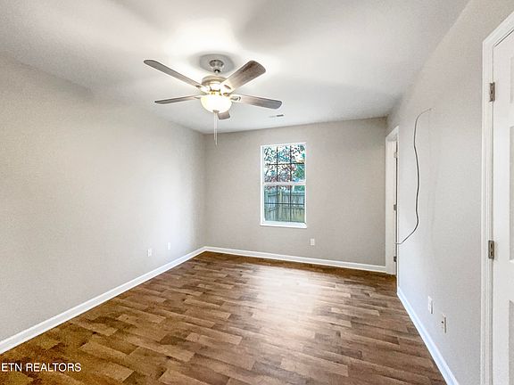 5th image of 6113 Bill Murray Ln