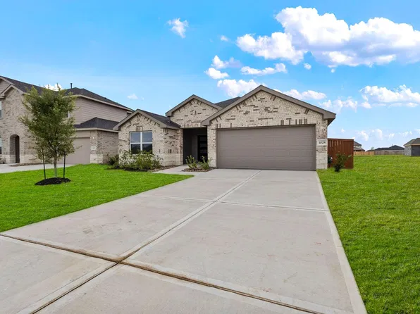 1028 Selene Sky Dr, Brookshire, TX 77423