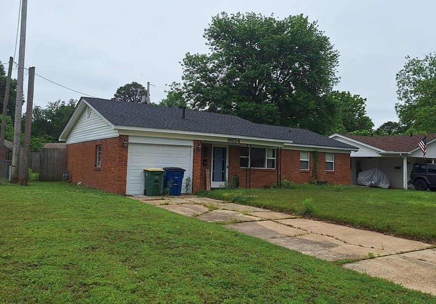 2nd image of 6624 Pioneer Rd