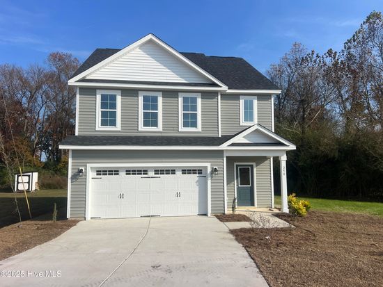 250 Deer Haven Drive, Richlands, NC 28574