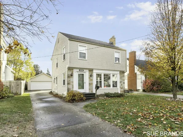 664 Ottillia St SE, Grand Rapids, MI 49507