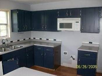 2nd image of 121 N Commonwealth Dr