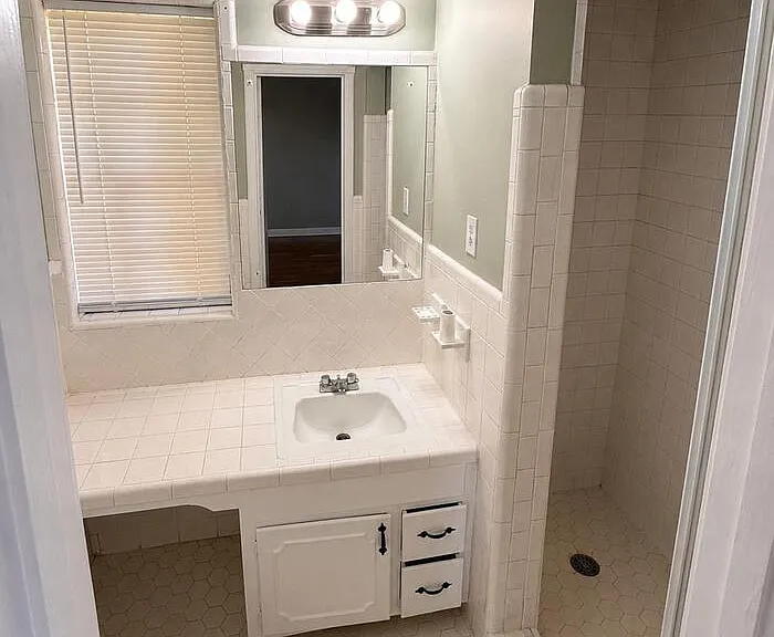 1724 Rockdale Ave — Photo 14