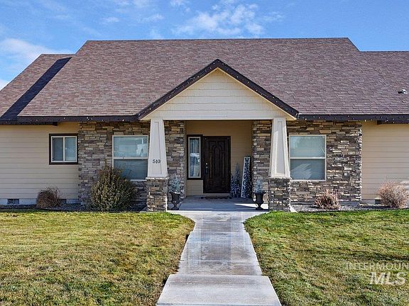 3rd image of 510 Tasia Brianna Dr W