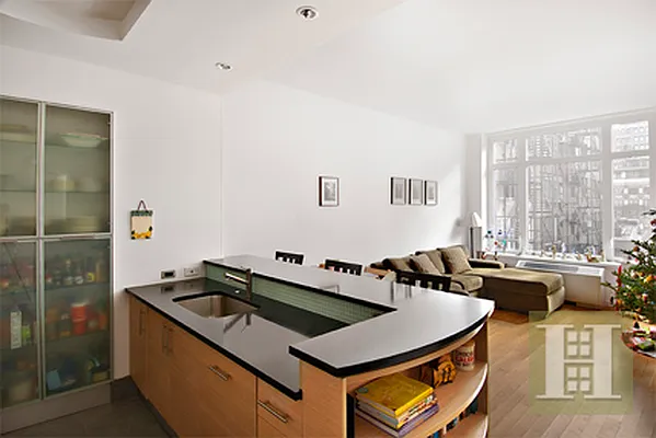 Rented by Halstead Real Estate | media 25