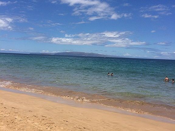 Enjoy beaches of Hawaii