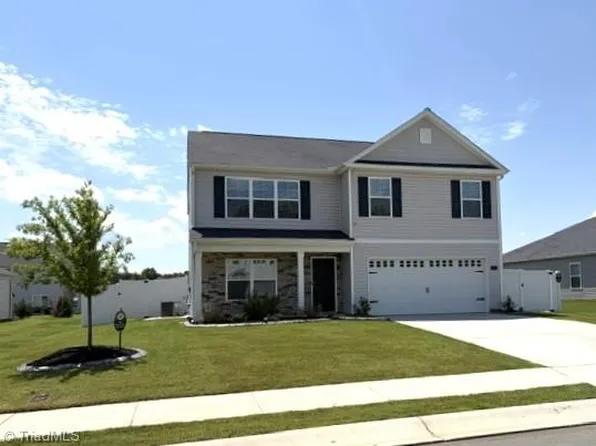 526 Leven Dr, Gibsonville, NC 27249
