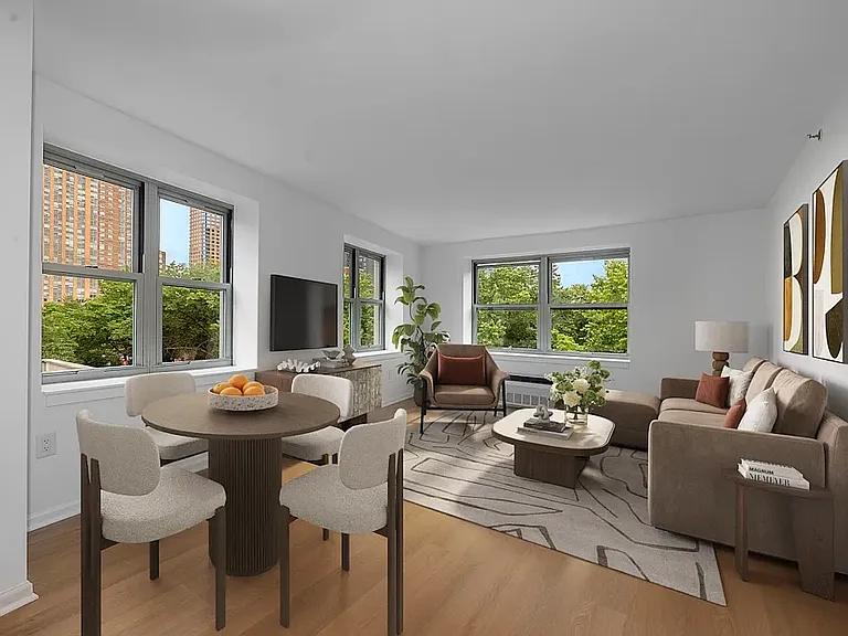 218 Myrtle Ave #5A — Photo 3