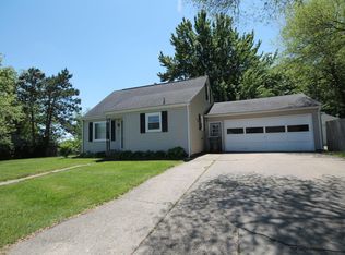 615 Pleasant Home Ct, Kalamazoo, MI 49008