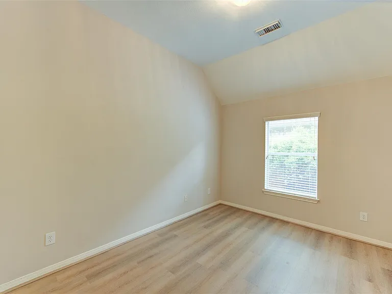 21930 Shady Heath Ln — Photo 28
