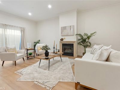 13360 Burbank Blvd APT 8, Sherman Oaks, CA, 91401