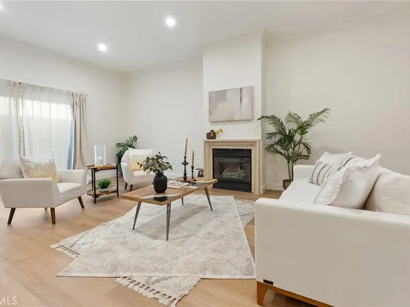 13360 Burbank Blvd APT 8, Sherman Oaks, CA 91401