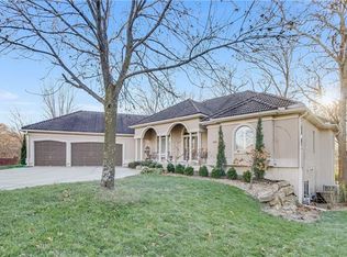 3616 S Saddle Ridge Dr, Independence, MO 64057