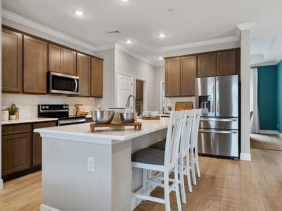 7th image of this home