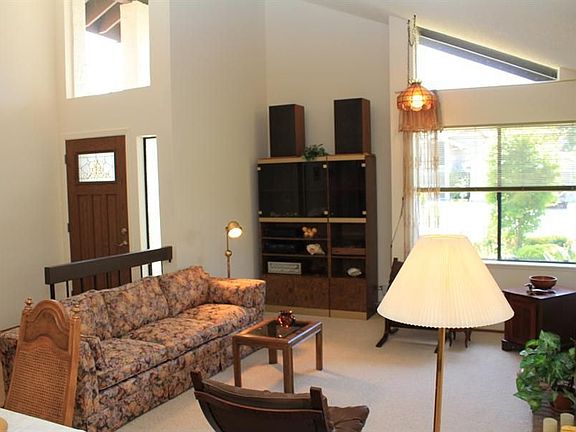 4th image of 2357 Rupert Dr
