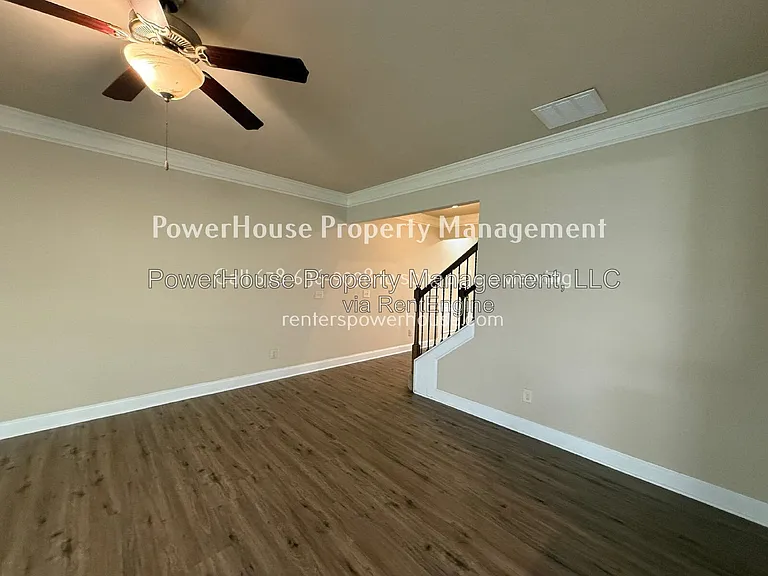 1045 Township Cir — Photo 20