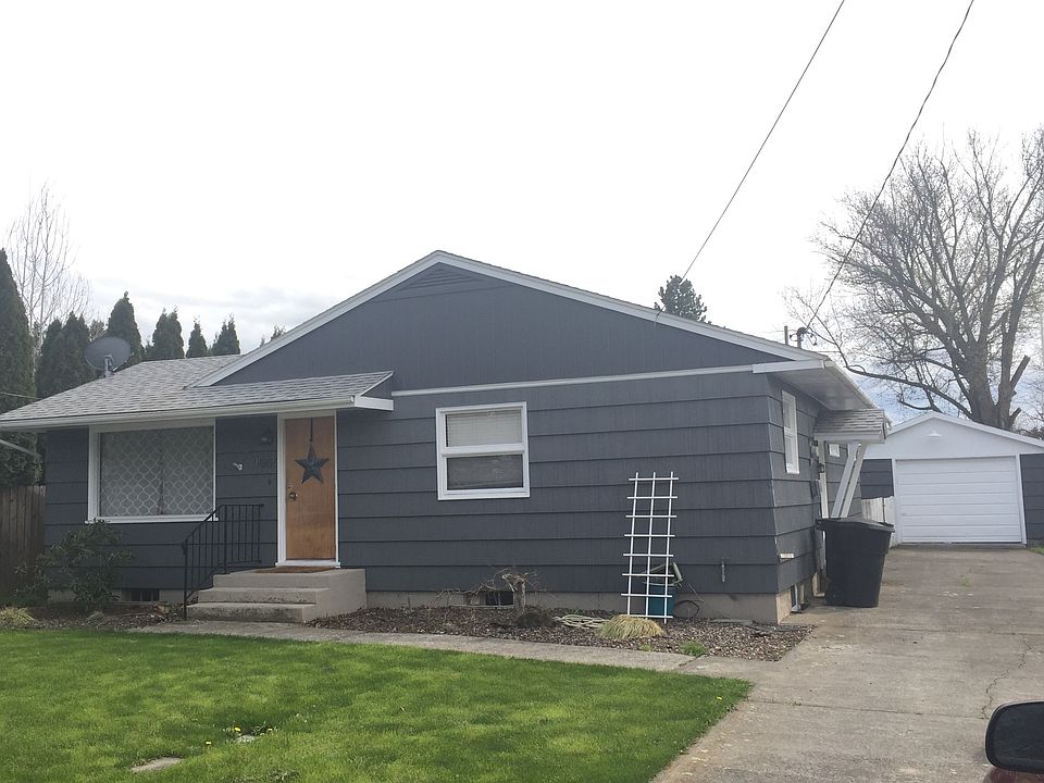 1st image of 1822 Carl St