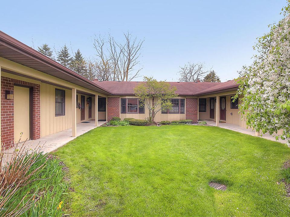 1st image of 224 Bona Vista Dr NW #92