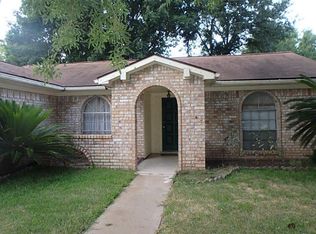 12422 Fairpoint Dr, Houston, TX 77099