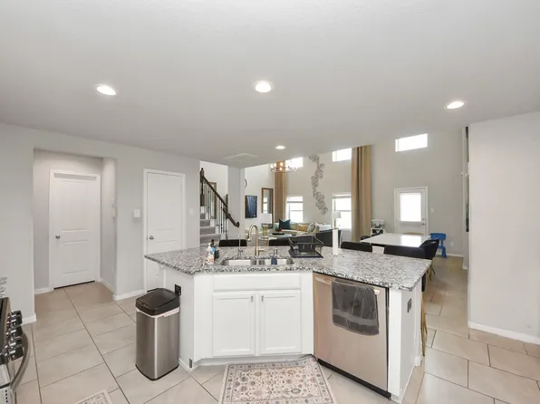 8907 Jamison Dr, Rosenberg, TX 77469