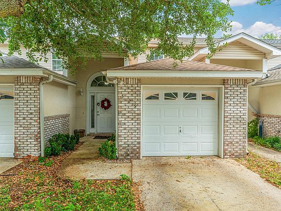 3rd image of 529 Taylor Cir