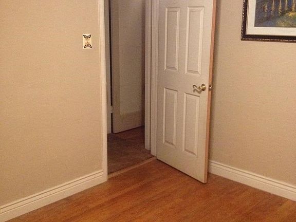 4th image of 1461 Marguerite St