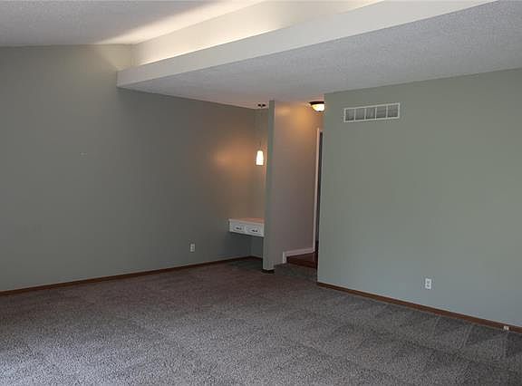 5th image of 2340 Seven Pines Dr