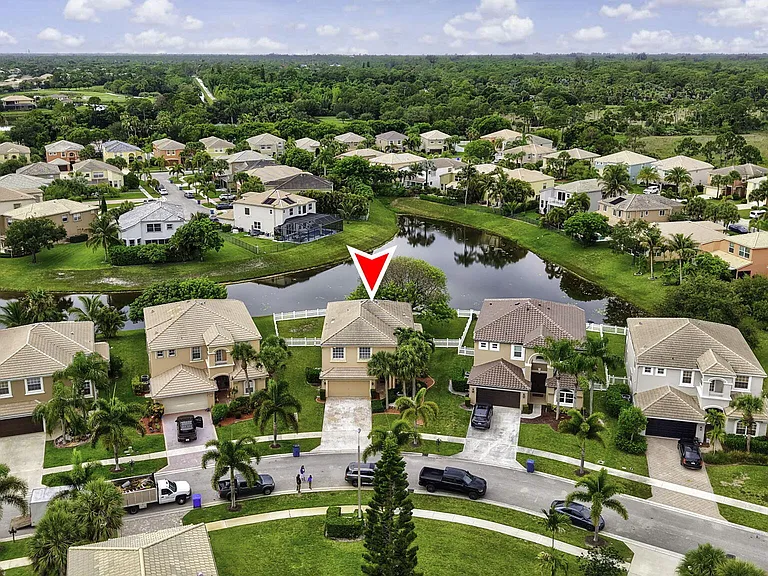 2753 Misty Oaks Cir — Photo 54