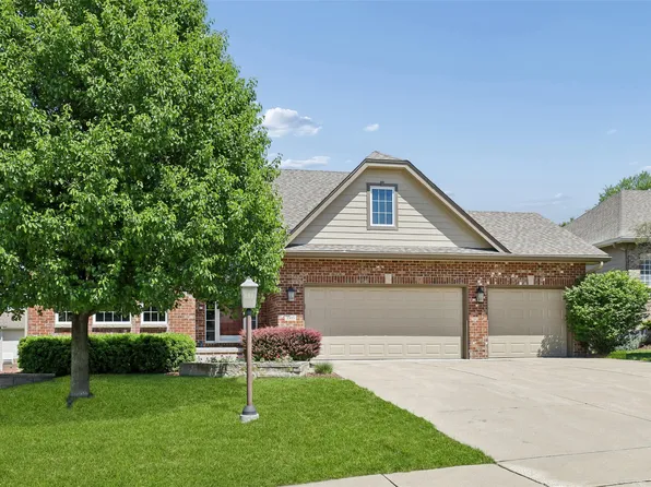 3505 154th St, Urbandale, IA 50323