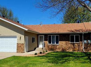 2207 Crystal Ave SE, Aberdeen, SD 57401