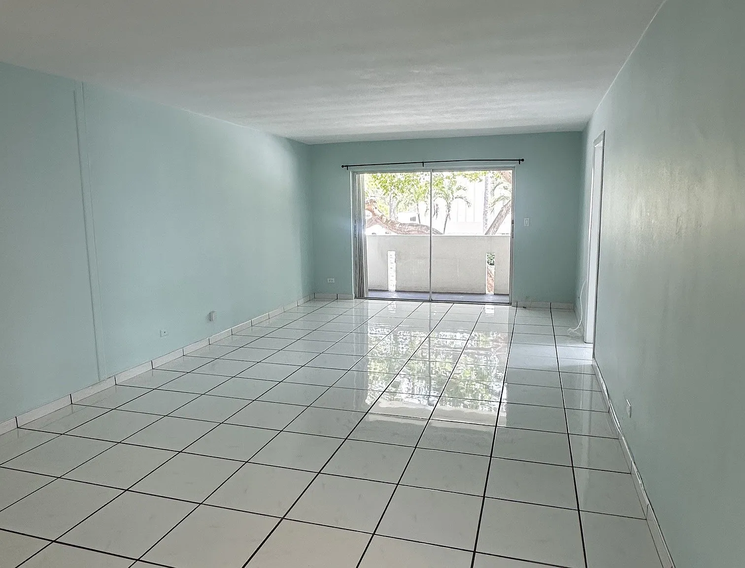 2 bed, 1068 sqft, $3,500 — Photo 2