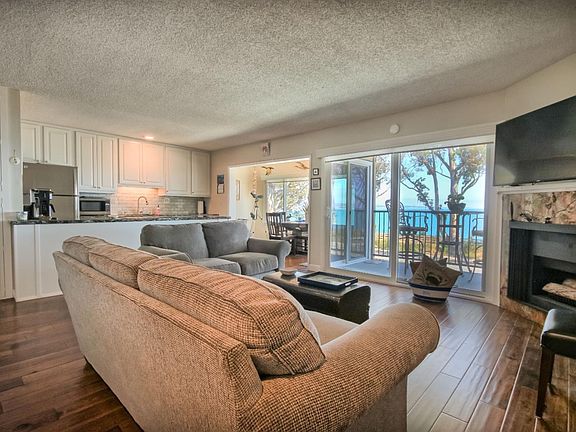 2nd image of 825 Balboa Ave Unit 205