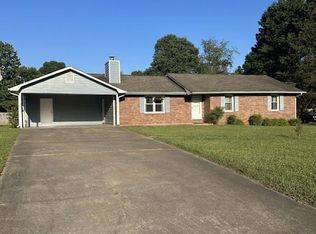27 Carriage Trce SE, Cartersville, GA 30121
