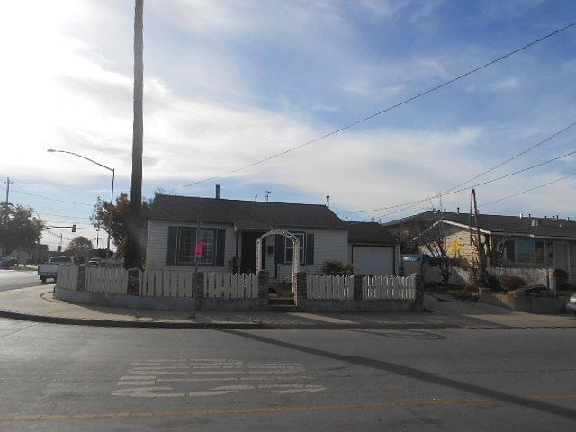2nd image of 1174 Acosta St