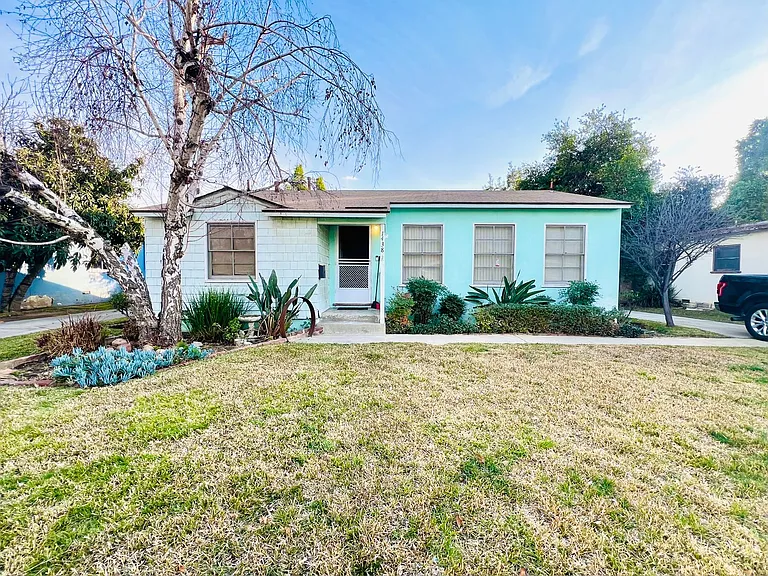 1438 E Workman Ave — Photo 1