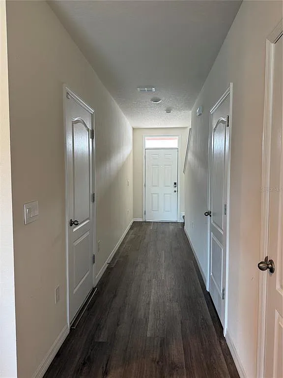 3 bed, 2.5 bath, 1488 sqft, $1,850 — Photo 2