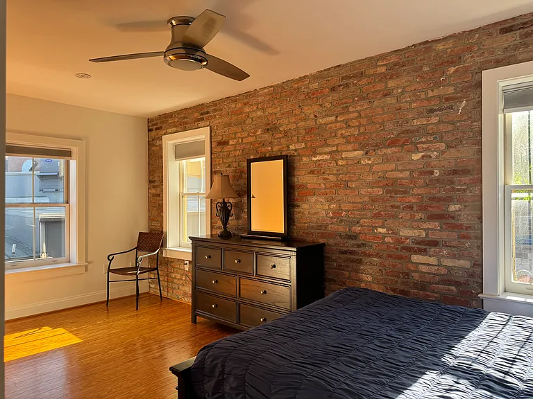 400 M St NW #2 — Photo 11