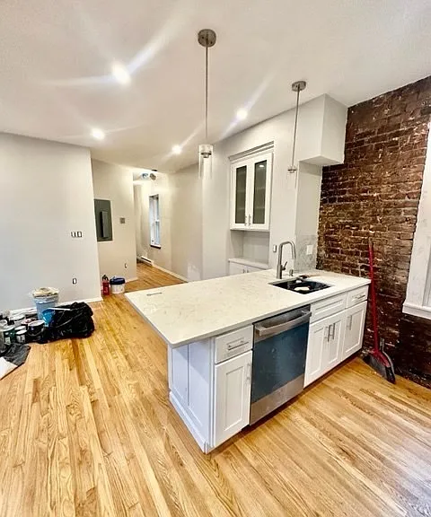 76 N Margin St #8 — Photo 6