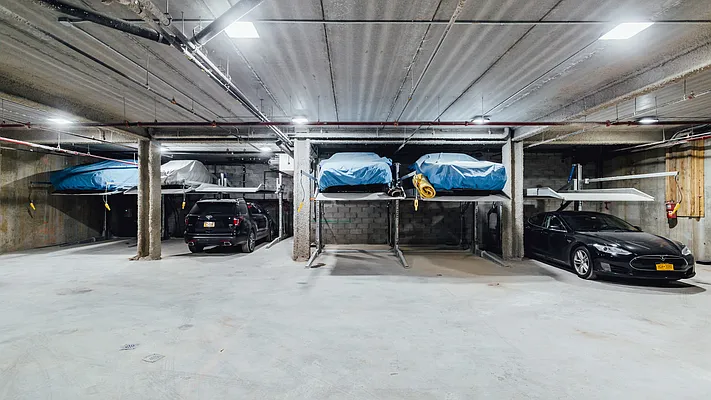 Rented by Nooklyn NYC LLC | media 32