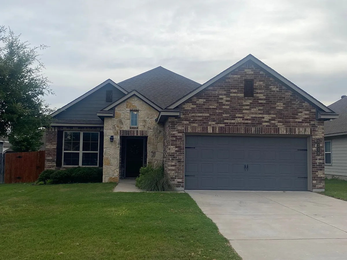 Photo 1 of 25 - 5318 Lancaster Dr - Belton, TX Primary Photo - 5318 Lancaster Dr