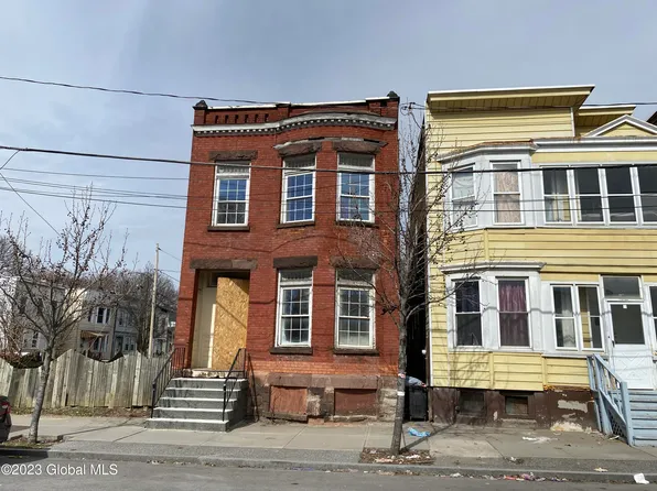 135 Quail Street, Albany, NY 12206