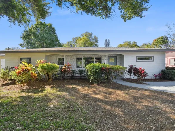 814 56th Ave S, Saint Petersburg, FL 33705