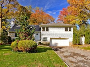 418 Oxford Rd, New Rochelle, NY 10804