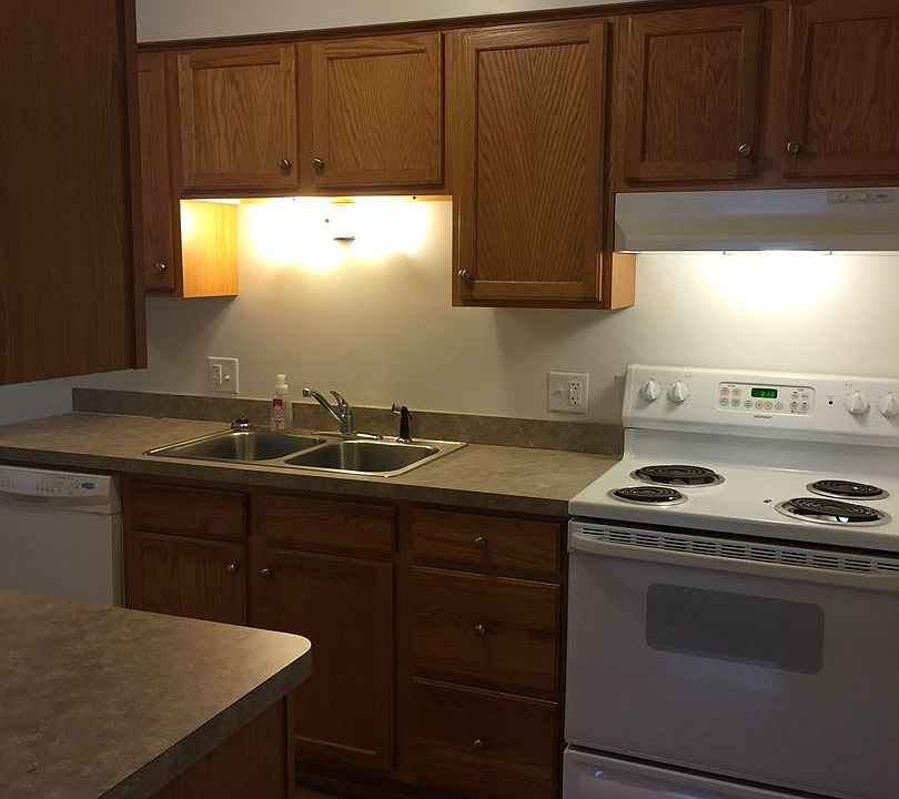 2nd image of 1016 E Greenlawn Ave APT 06